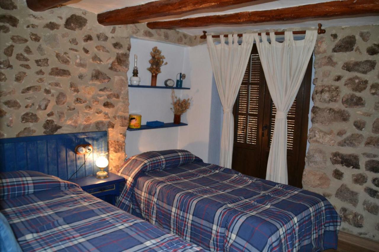 Can Font Konuk evi Siurana  Dış mekan fotoğraf